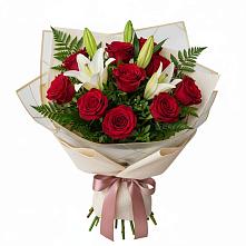 Букет цветов из:  Лилии и Розы в Зеленокумске