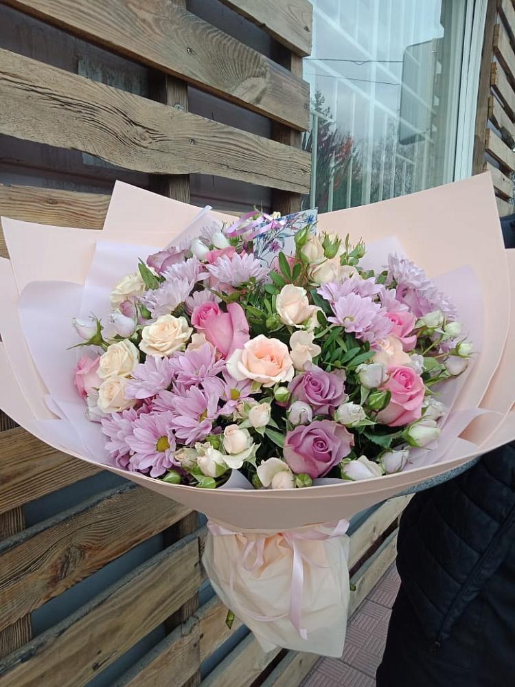 Букет цветов из: Розы и Хризантемы в Зеленокумске