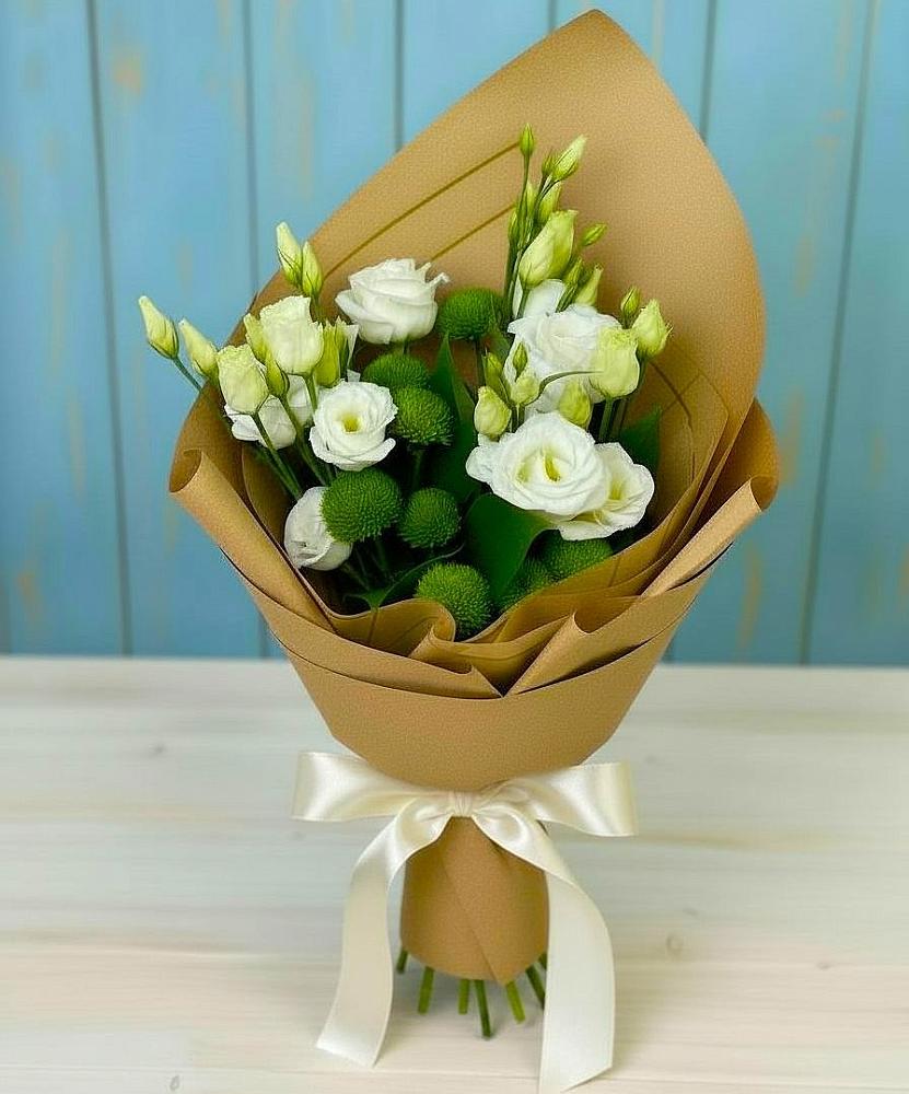 Букет цветов из: Хризантемы и Лизиантусы в Зеленокумске