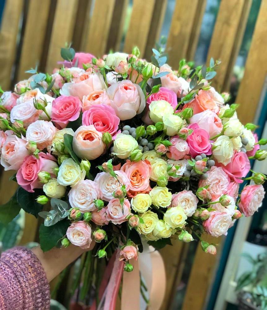 Букет цветов из: Розы в Зеленокумске