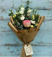 Букет цветов из:  Розы и Лизиантусы #REPLACE_PRED# Зеленокумске