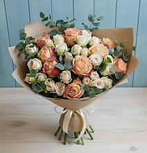 Букет цветов из:  Альстромерии и Розы в Зеленокумске